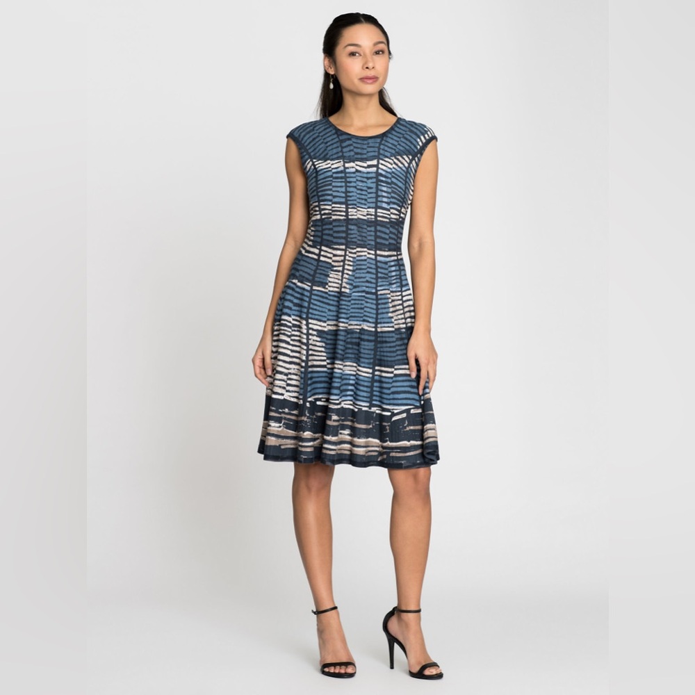 Nic + Zoe Knit Mesmerize Twirl Dress SZ XL Modern Feminine Polished Professional